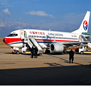 兴义万峰林空运公司航空快运业稳步发展的原因是什么？